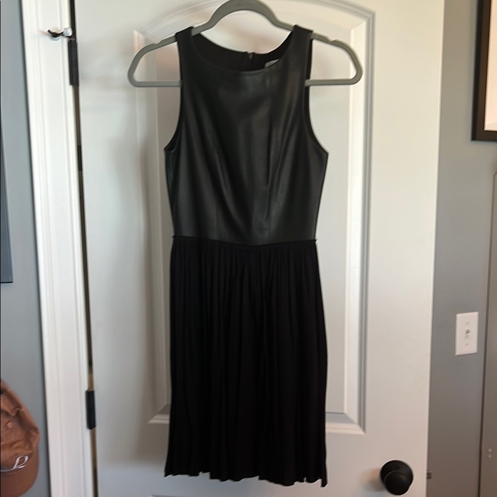 ALI & JAY Black Pleated Halter Midi Dress